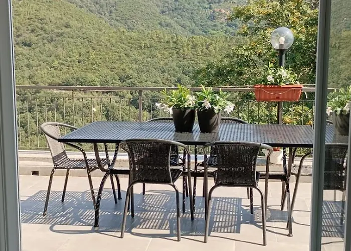 Mare E Monti Di Simonetta Spotorno