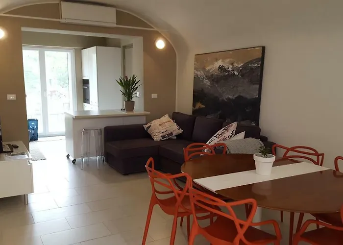 Mare E Monti Di Simonetta * Spotorno